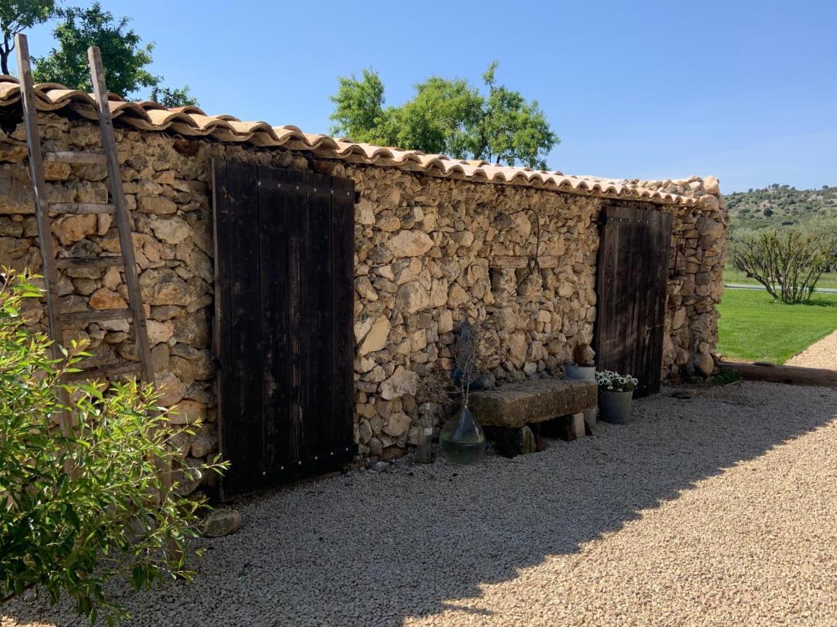 Bed and Breakfast La Bergerie de Cigalon Mouries Exterior foto