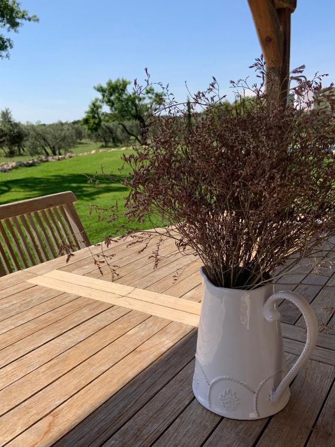 Bed and Breakfast La Bergerie de Cigalon Mouries Exterior foto