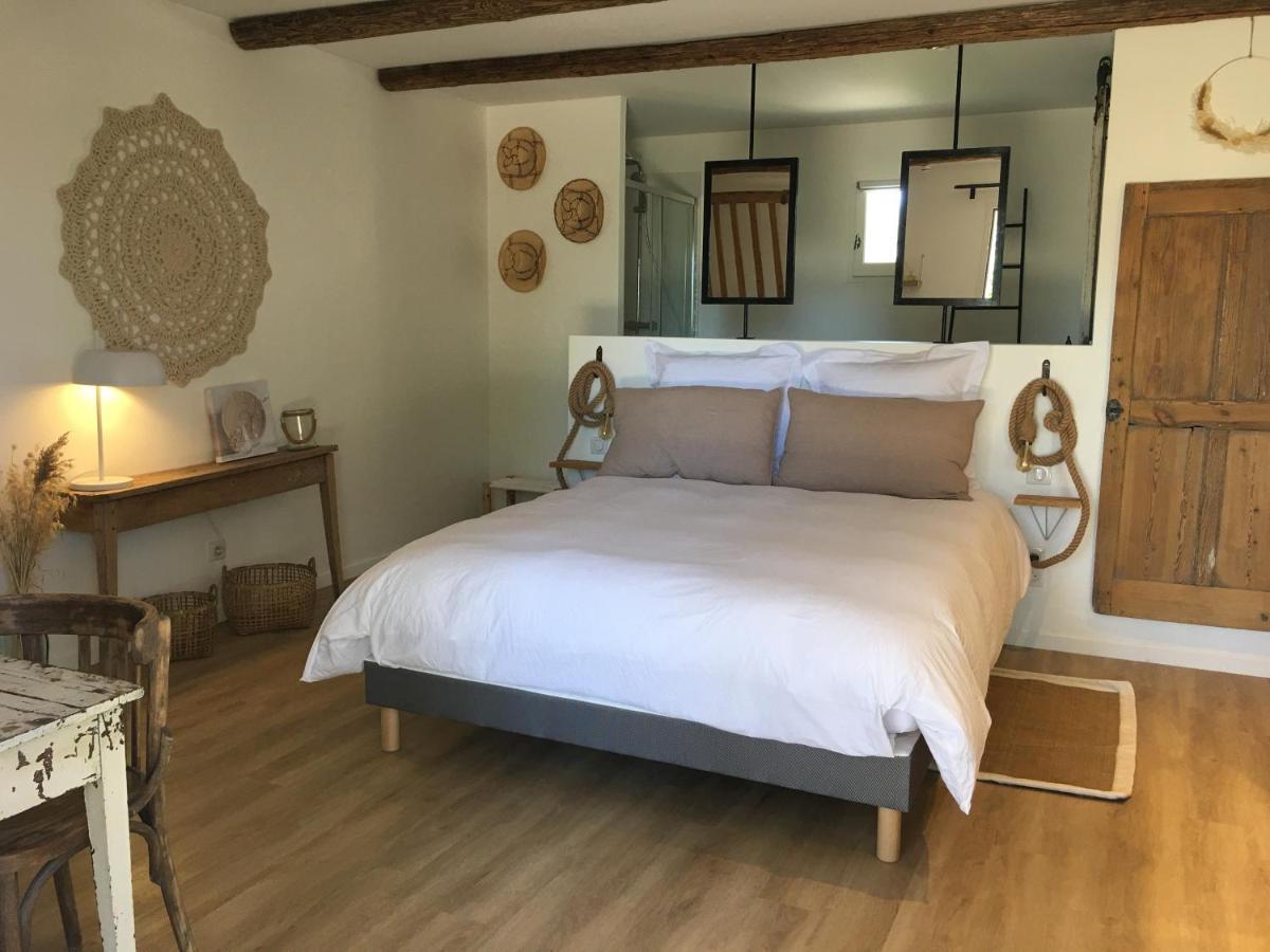 Bed and Breakfast La Bergerie de Cigalon Mouries Exterior foto