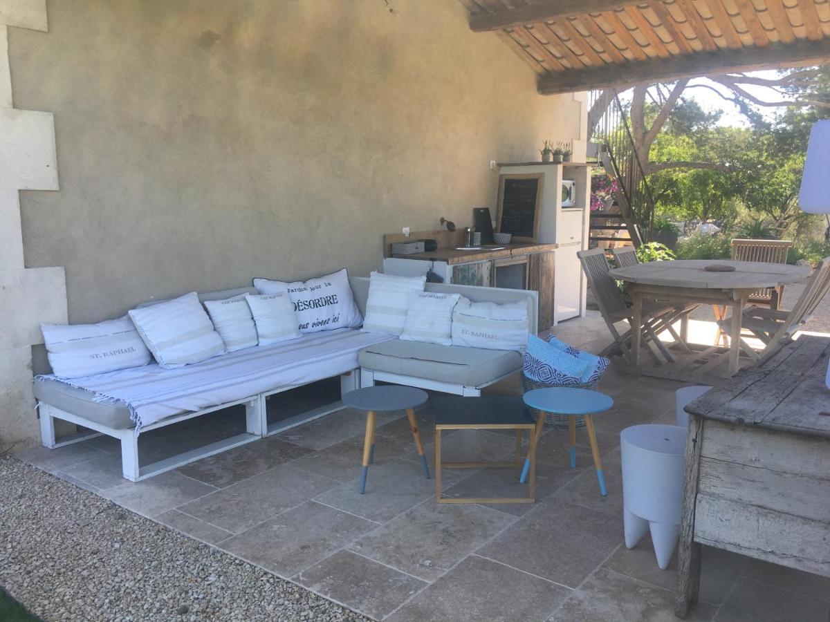 Bed and Breakfast La Bergerie de Cigalon Mouries Exterior foto